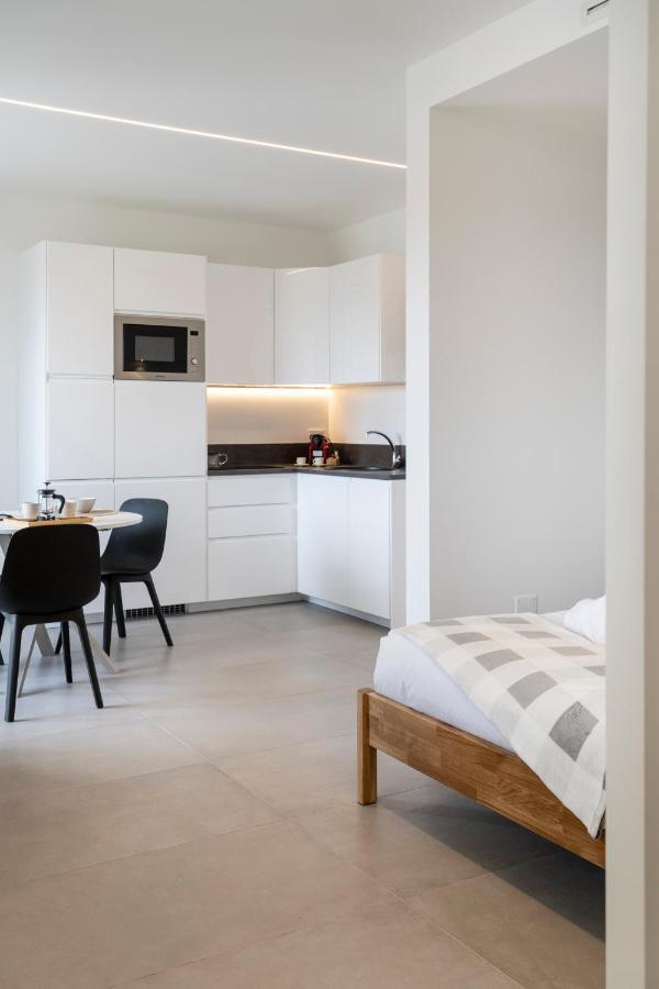 Апартаменты Gentile 46 Blu Luxury Flat Бари Экстерьер фото